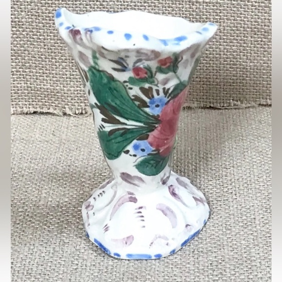 Floral Rose Cornucopia Vase 3 3/4 Inch Italian Pottery Cottage Fairy Core - Picture 2 of 7
